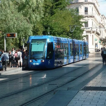 ホームステイ Disponible A 5 Minute De La Gare *